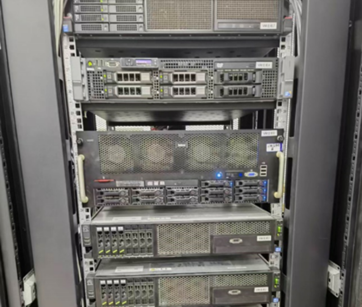 服务器群组（RH2288HV2）
